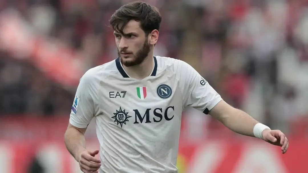 L’objectif clé de Barcelone s’estompe alors qu’un nouveau contrat attend le joueur de 23 ans