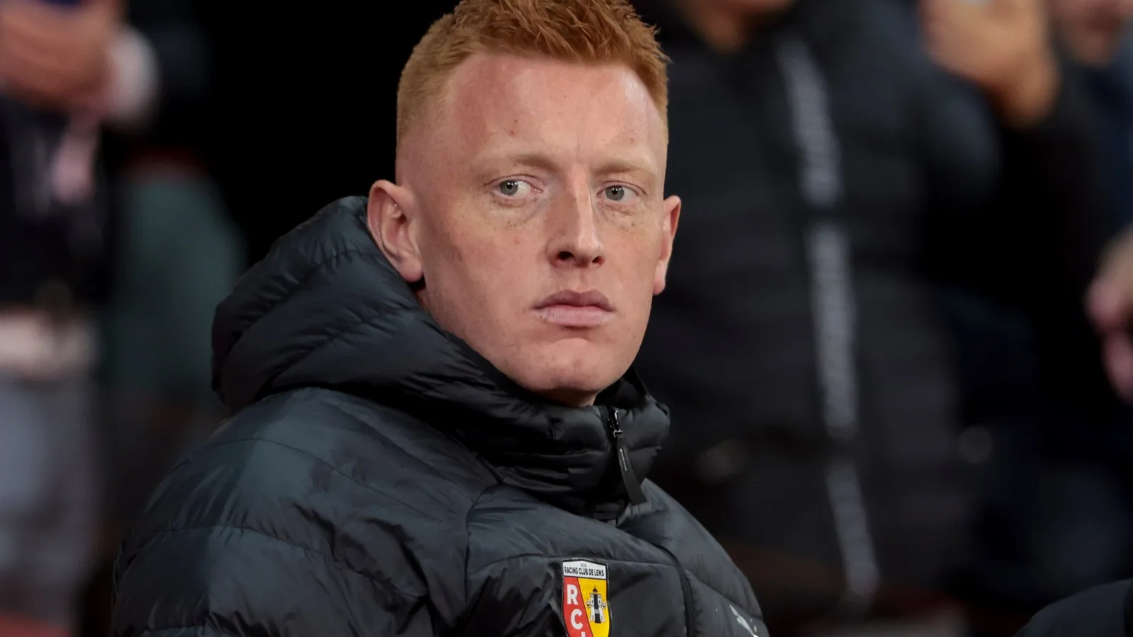 Sera toujours «immédiatement approché par la Premier League Club» après avoir démissionné en tant que manager de lentilles