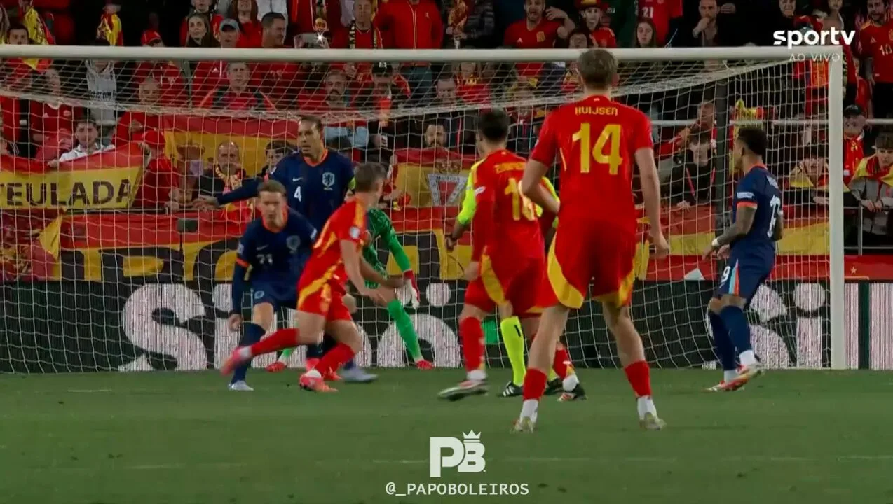L’Espagne a un score précoce de la pénalité de Mikel Oyarzabal