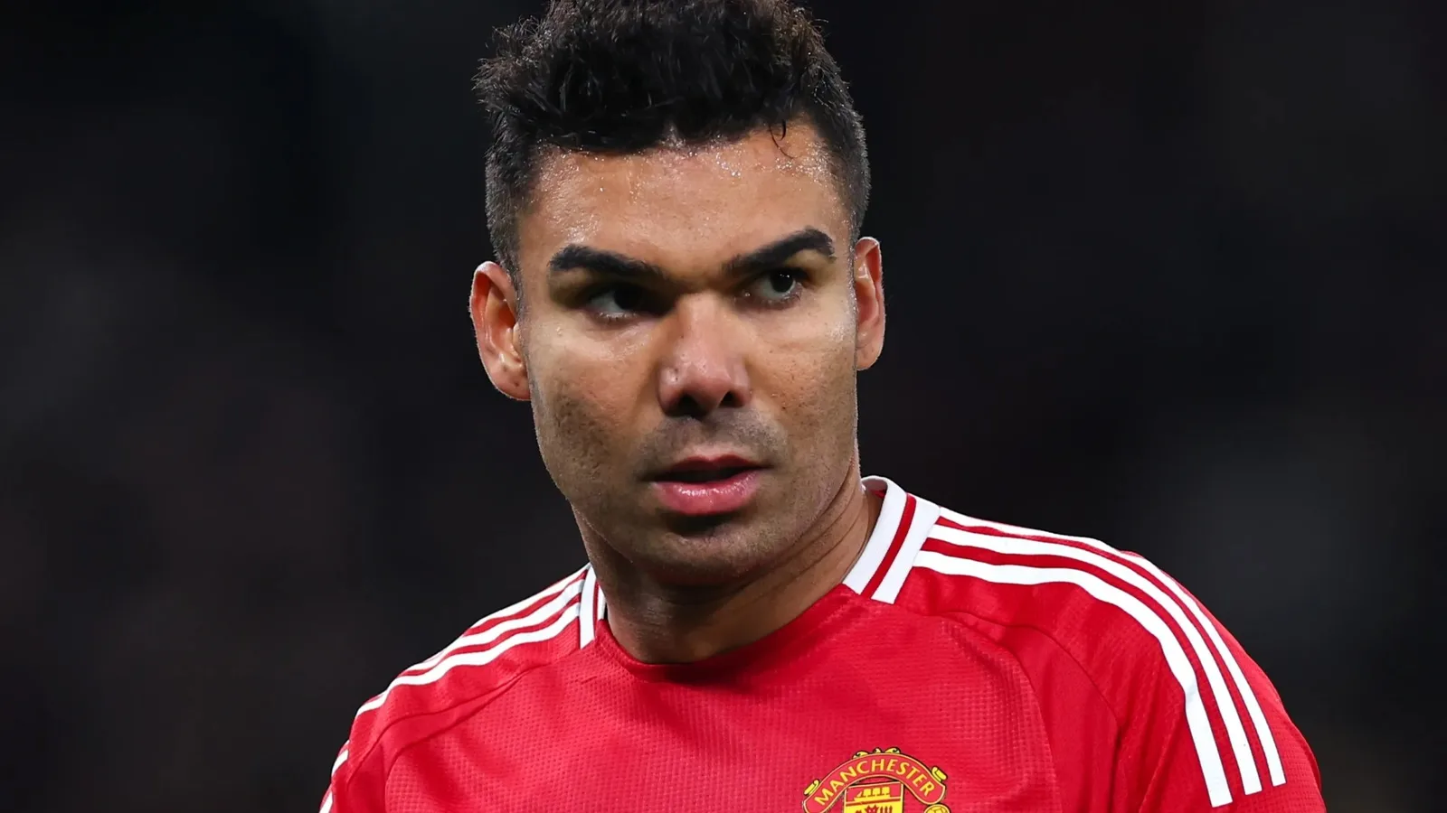 Man Utd pourrait décharger 375 000 £ par semaine Flop Casemiro en transfert de choc ce mois-ci, mais un nouveau club admet que c’est «des affaires risquées»