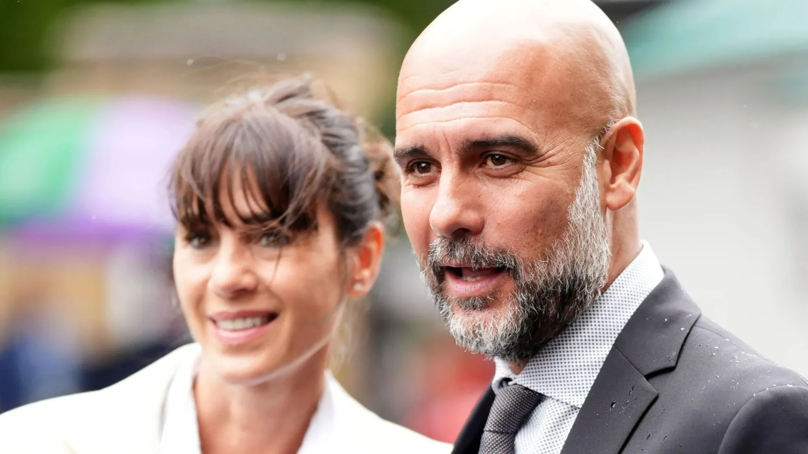 Pep Guardiola et son éloigne