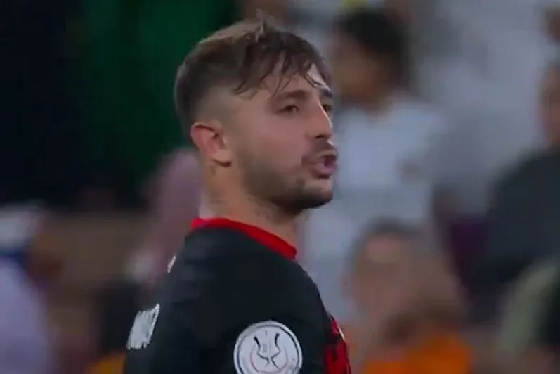 Majorque défend Pablo Maffeo a une réponse brutale à Raul Asencio
