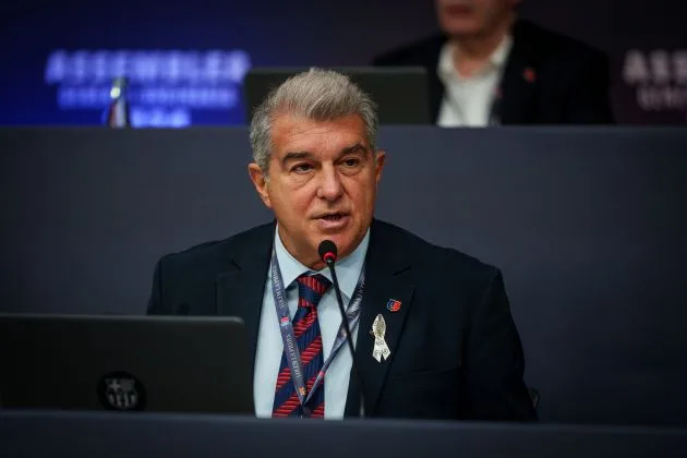 L’équipe de Barcelone peu impressionnée par les explications de Joan Laporta