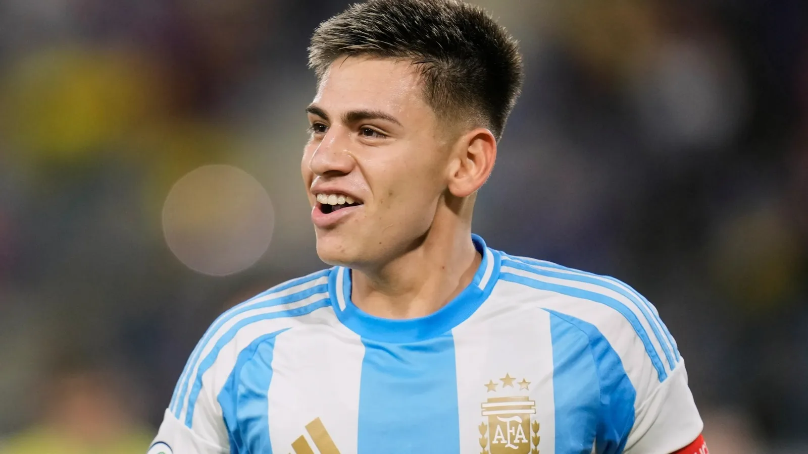 Man City Annonce de 12,5 millions de livres sterling «New Messi» Arrivée 24 jours après la fenêtre de transfert fermée après 182 millions de livres sterling de dépenses