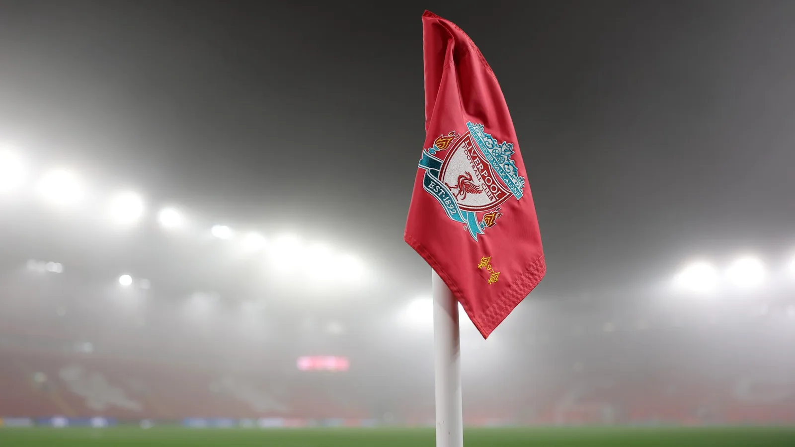 Liverpool publie une déclaration sur le choc de Leicester alors que les voisins Tranmere sont contraints de reporter le match en raison du brouillard