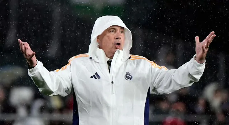 Carlo Ancelotti envisageant une nouvelle offre alors que l’accord du Brésil tombe en panne