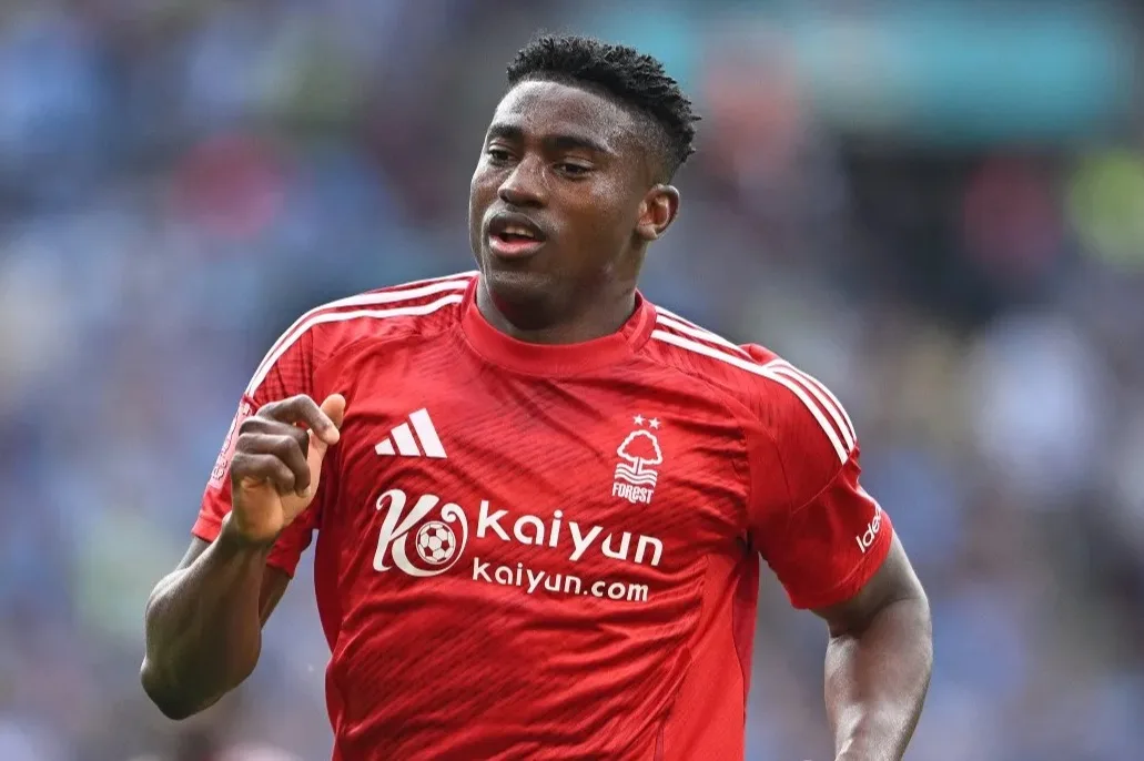 Nottingham Forest s’est mis à lancer une enquête sur la gestion de l’équipe médicale de la blessure à Taiwo Awoniyi avec Marinakis Fuming