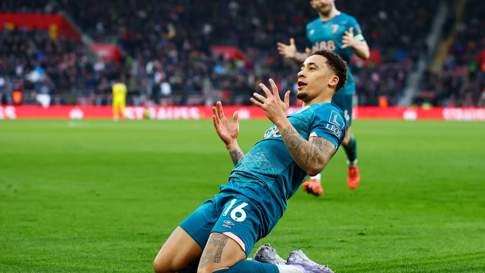 Southampton 1 Bournemouth 3: Les cerises dépassent Chelsea en cinquième comme le sous-sol encore pour atteindre les doubles chiffres