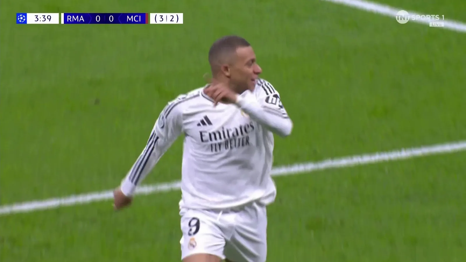 Regarder: Kylian Mbappe donne un début parfait du Real Madrid contre Manchester City