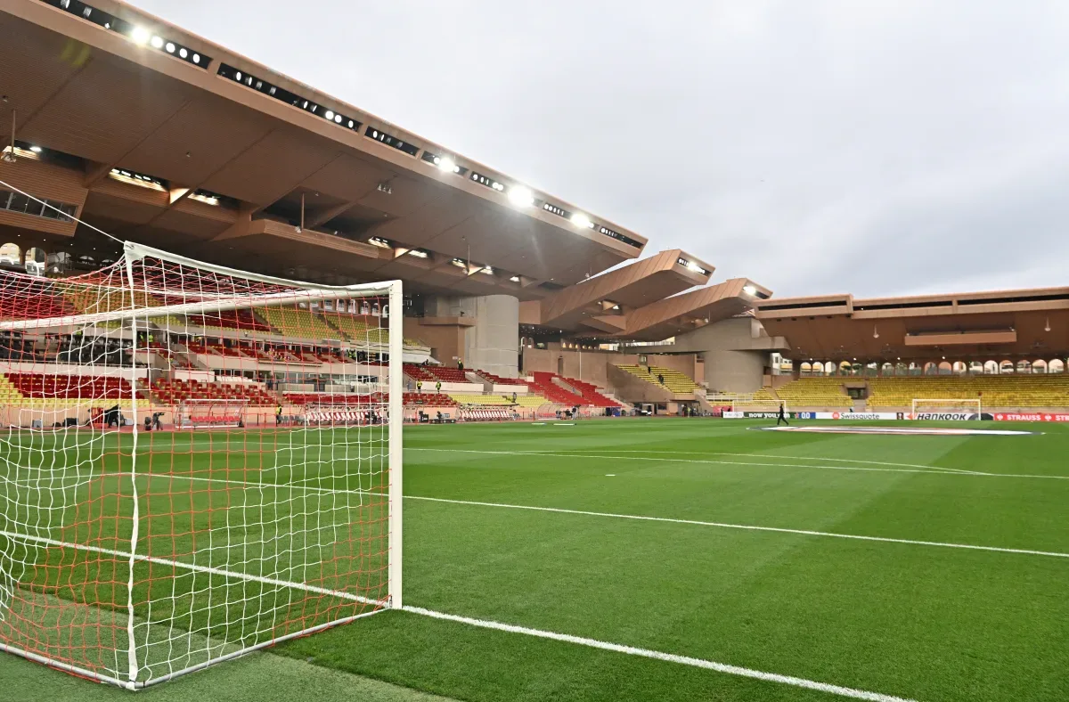 Consultant TV Monaco suspendu pour un chant pro-Nice avant la Côte d’Azur Derby