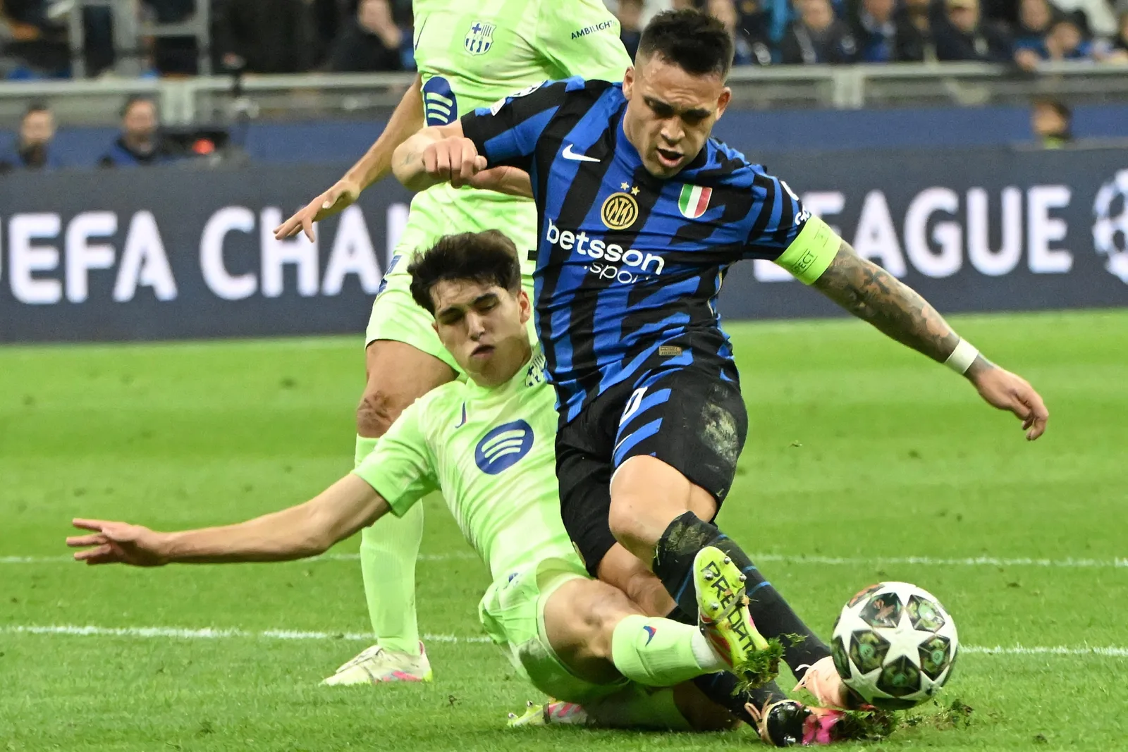 Arsene Wenger dégoûté par la décision de pénalité inter-barcelone