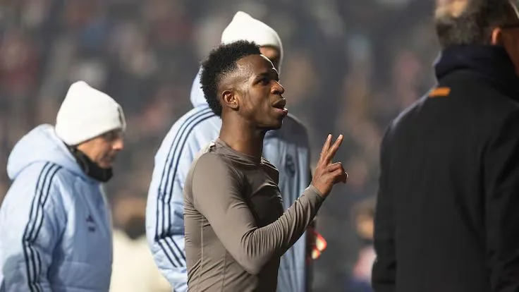 Le PDG de la Saudi Pro League fait allusion à un mouvement dans la poursuite de Vinicius Junior