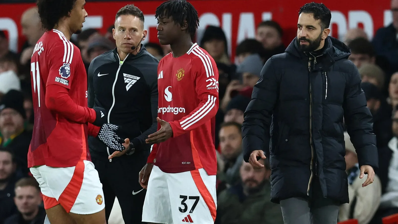 Ruben Amorim élimine Joshua Zirkzee après 33 minutes sous des acclamations immenses alors que Man Utd alors que Neville dit « c’est brutal » – The Sun