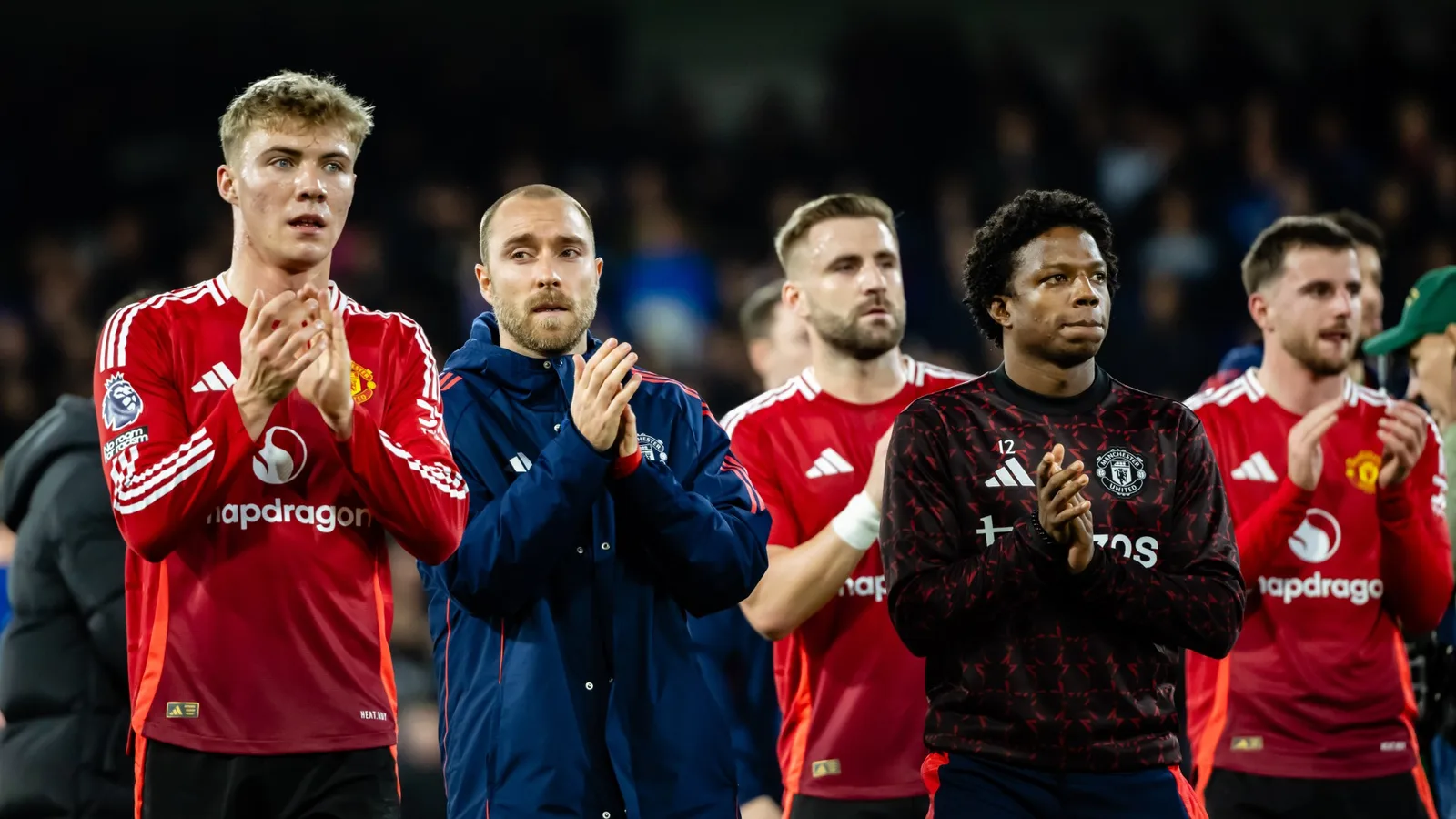 Embarras pour l’homme UTD Star après avoir dit des adieux émotionnels aux coéquipiers uniquement pour voir l’effondrement de la sortie de transfert