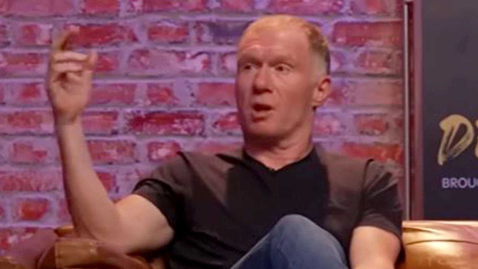 «  Le pire expert que j’aie jamais vu  » – Paul Scholes a critiqué pour des commentaires sur le joueur de la saison des Giants de la Premier League de la saison