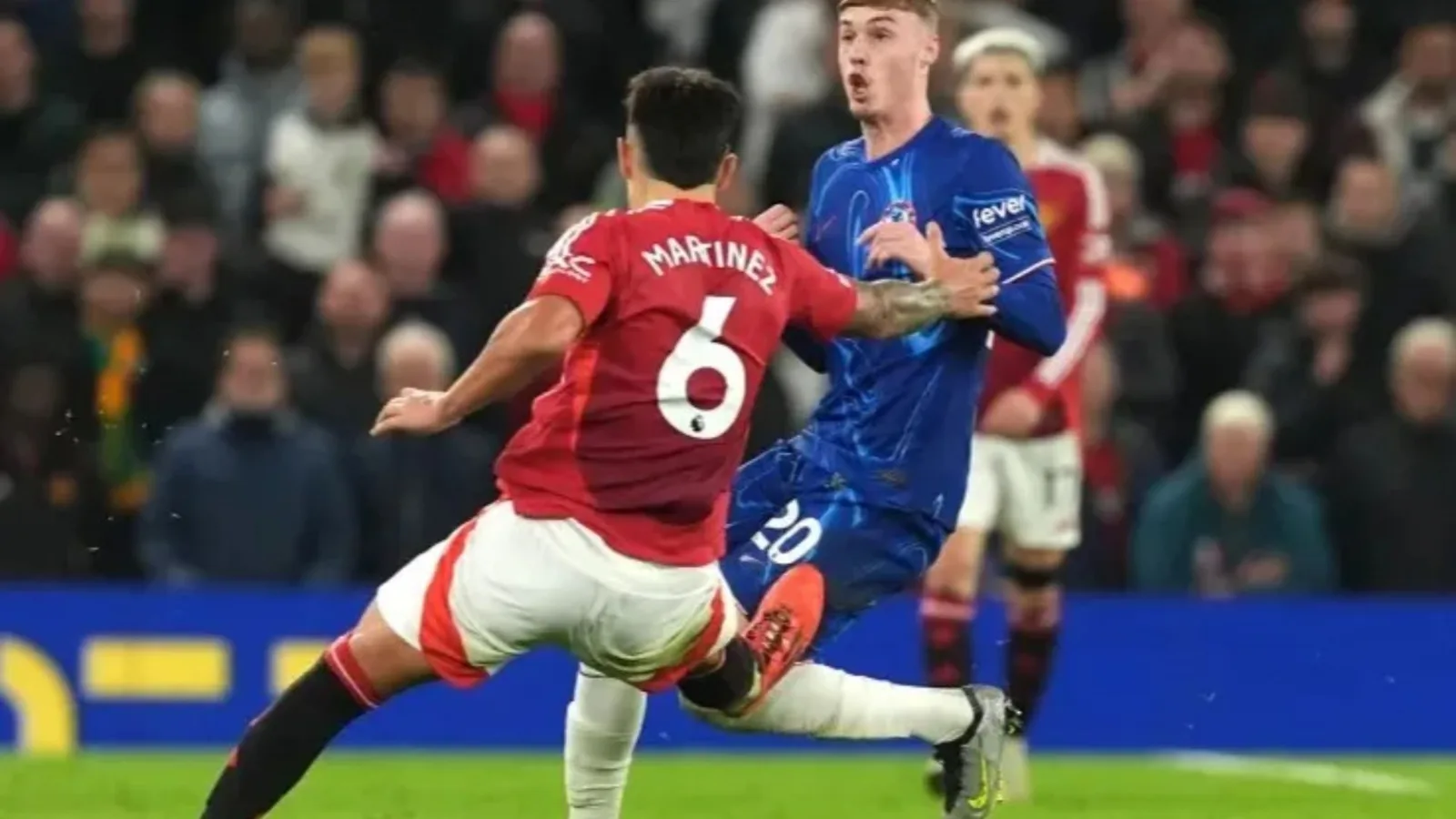 Il craint que Cole Palmer manque le choc contre Arsenal car il est absent de l’entraînement de Chelsea après le défi d’horreur de Martinez
