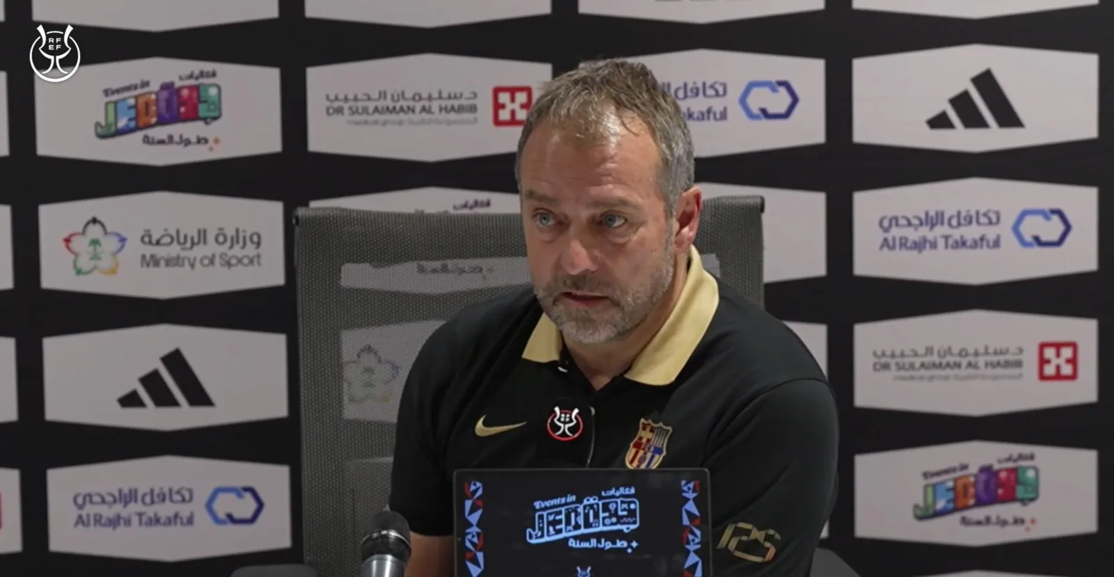 Le manager de Barcelone, Hansi Flick, confirme les difficultés dues au cas en cours de Dani Olmo