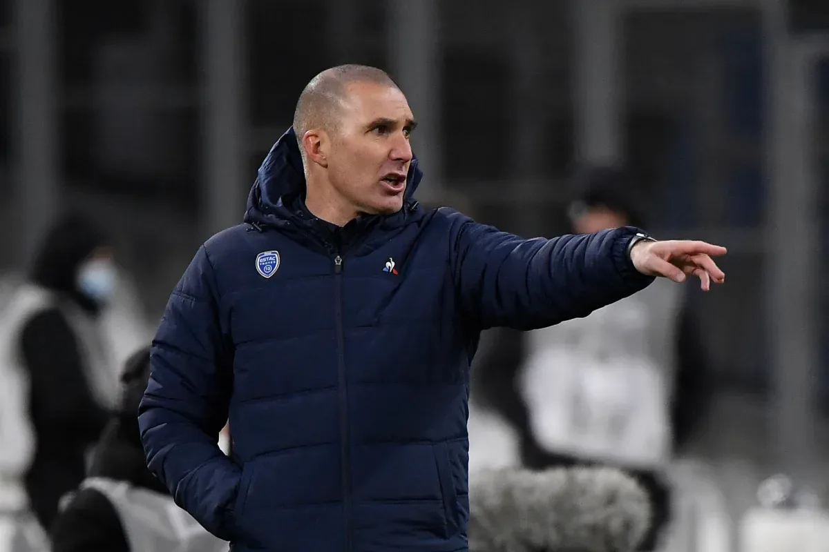 OFFICIEL | Laurent Batlles limogée comme un pied de pied de Clermont pour éviter les relégations consécutives