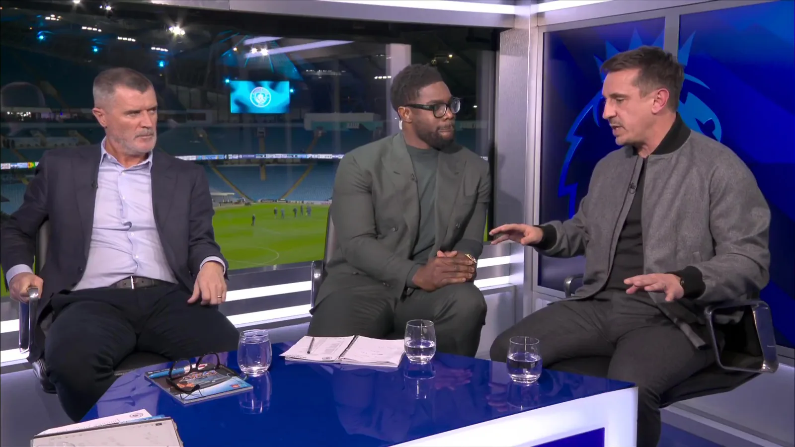 Sky Sports «  Envoyer un avertissement  » aux experts de Gary Neville et du CO sur verdict sur les 115 charges de Man City