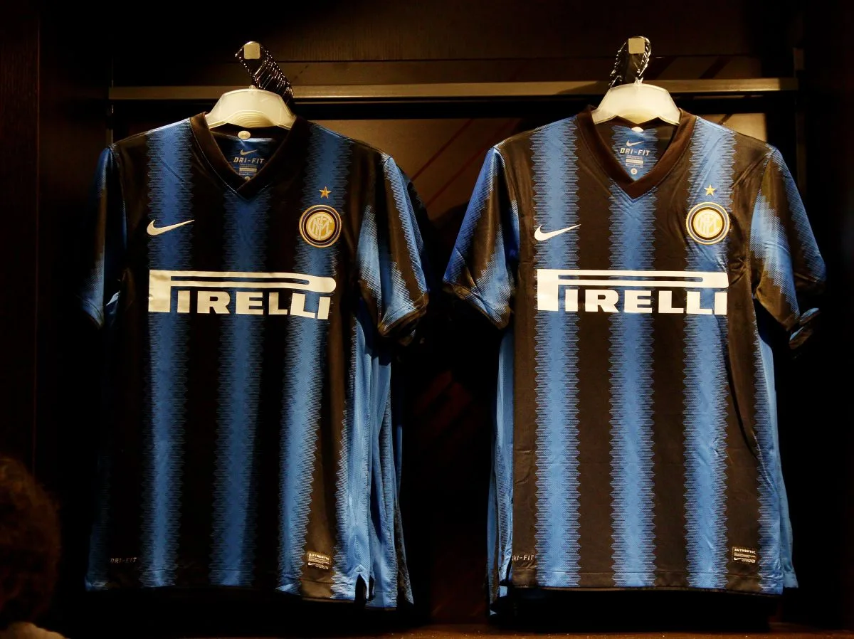 Vente de chemises inter Milan ‘Explose’ à Marseille avant la finale de la Ligue des champions du PSG