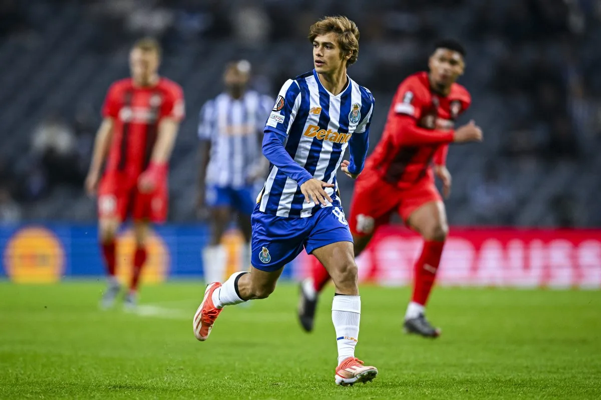 Le PSG prend contact avec Rodrigo Mora de Porto