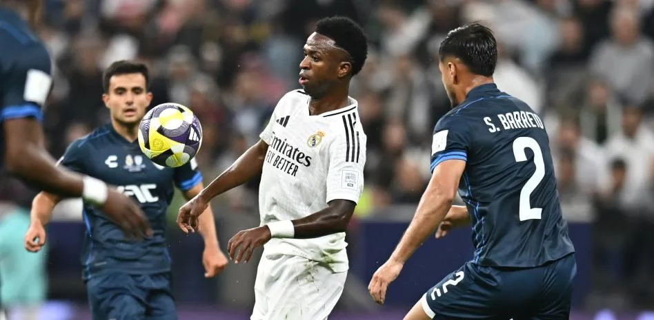 L’ancien président de Barcelone désireux que Vinicius Junior quitte le Real Madrid