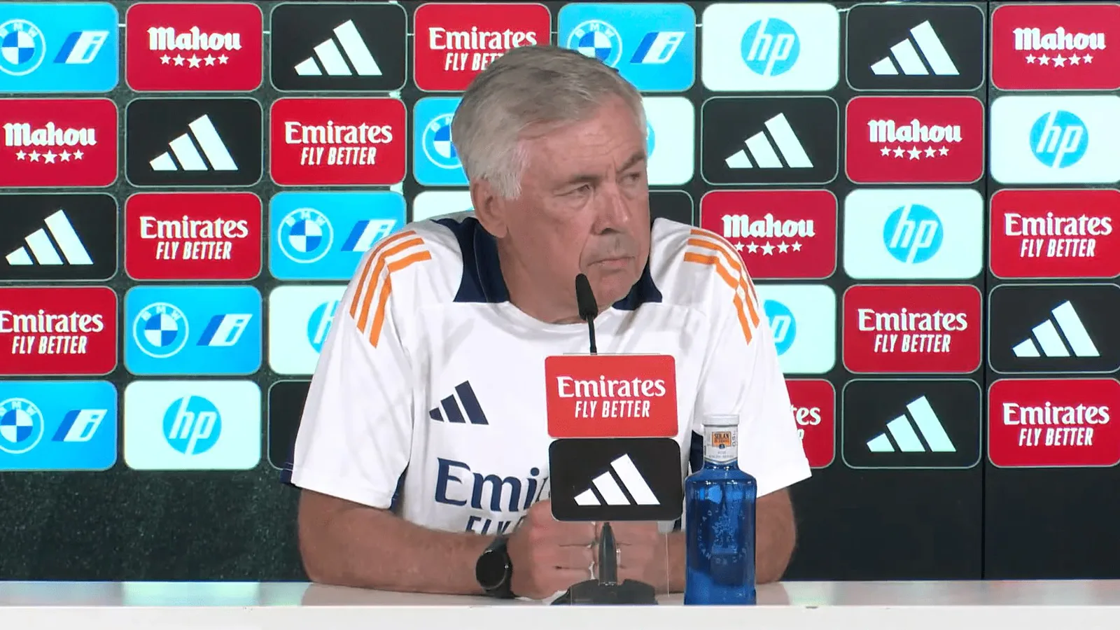 L’entraîneur du Real Madrid, Carlo Ancelotti, exclut son défenseur jusqu’en 2025