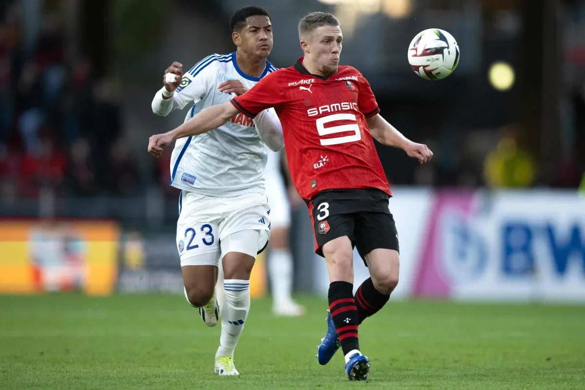 Bournemouth pour soumettre une offre Adrien Truffert améliorée