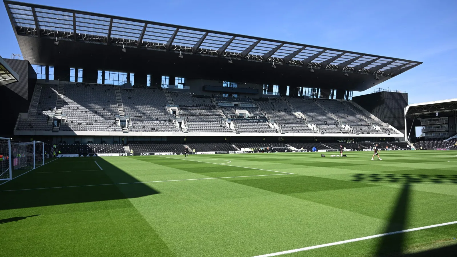 Les fans de Fulham qualifient leur propre club de « sans vergogne » alors qu’ils publient une déclaration sur les billets avant le choc contre Man Utd