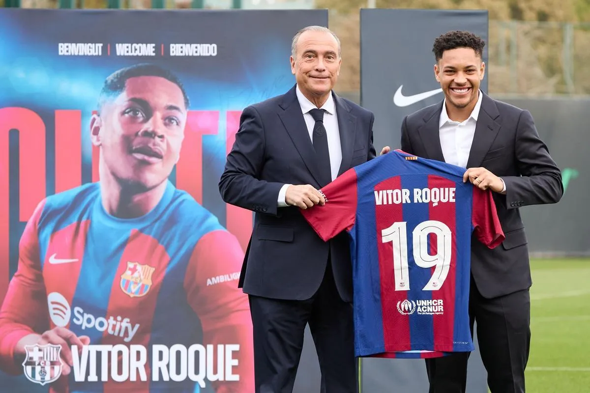 Deco va prendre des mesures contre Victor Font suite aux commentaires de Vitor Roque