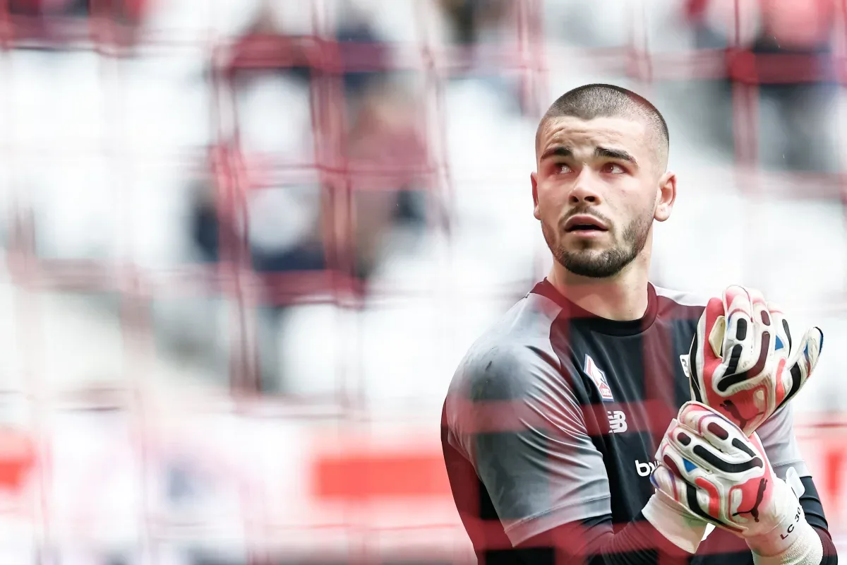 Lucas Chevalier établit une condition pour le déplacement du PSG