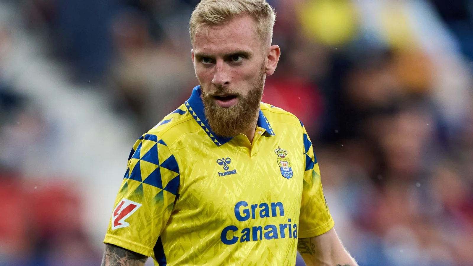 Oli McBurnie s’est aligné pour un retour rapide en Angleterre alors que Burnley et Blackburn se battent pour l’attaquant de Las Palmas
