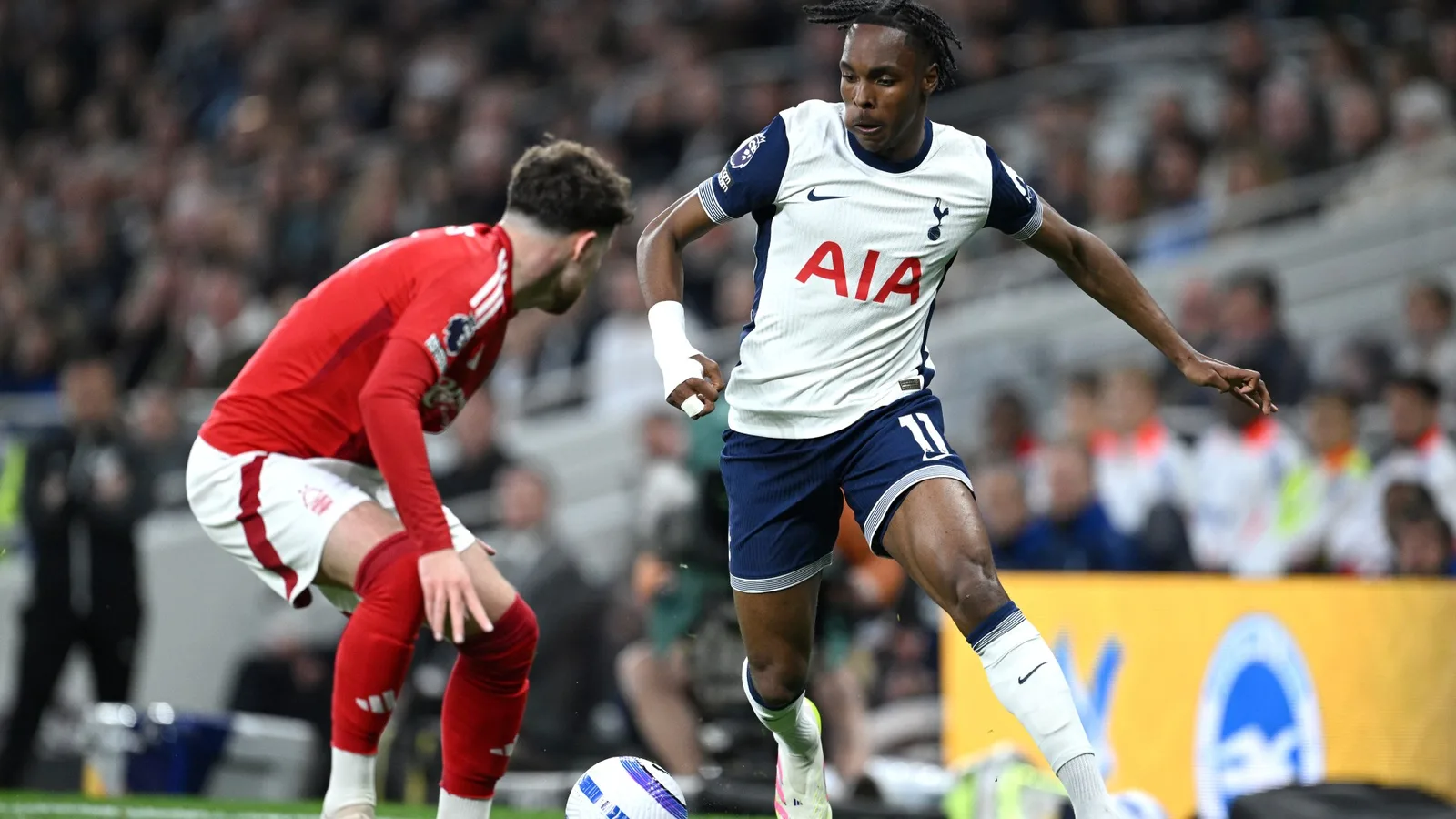 L’alarme incendie de Stockley Park voit Var abandonné au milieu de Tottenham vs Nottingham Forest Match lors de la publication de la déclaration