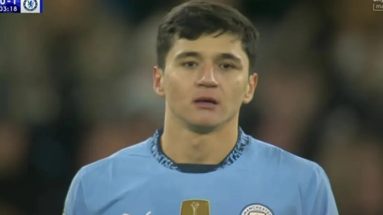 Gary Neville est parti en incrédulité sur la star de New Man City, Khusanov, les pires 3 minutes possibles contre Chelsea