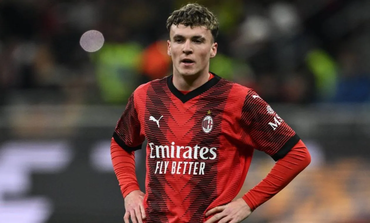 AC Milan Plan Le Real Madrid s’entretient sur les termes de transfert Alex Jimenez