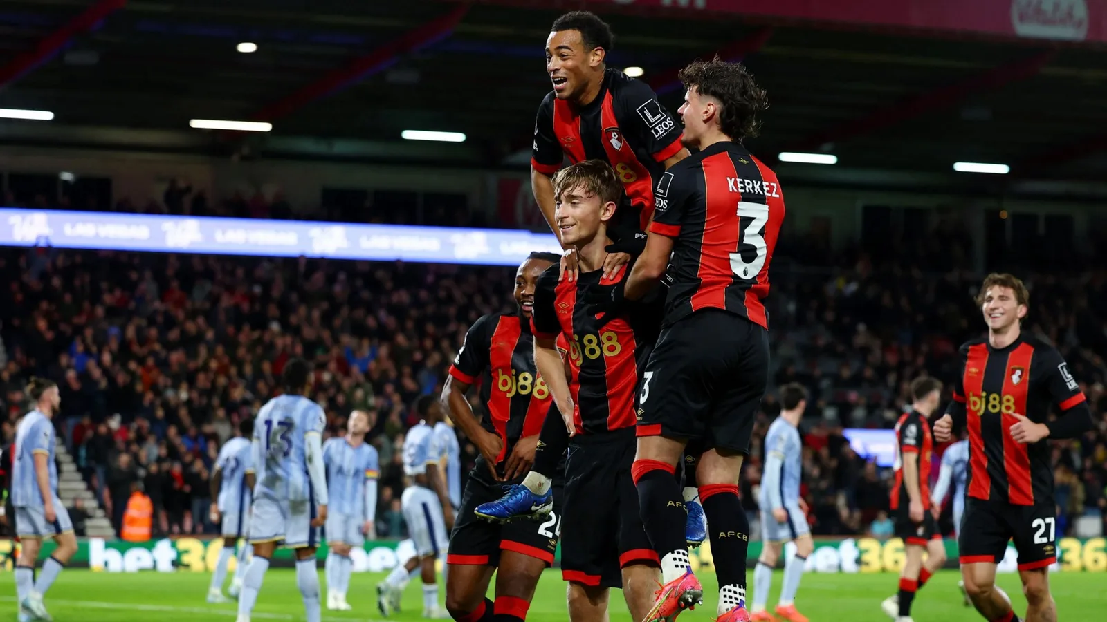 Le Real Madrid fait de la sensation de Bournemouth, 19 ans, une cible surprise quelques mois seulement après avoir rejoint la Premier League dans le cadre d’un contrat de 16 millions de livres sterling
