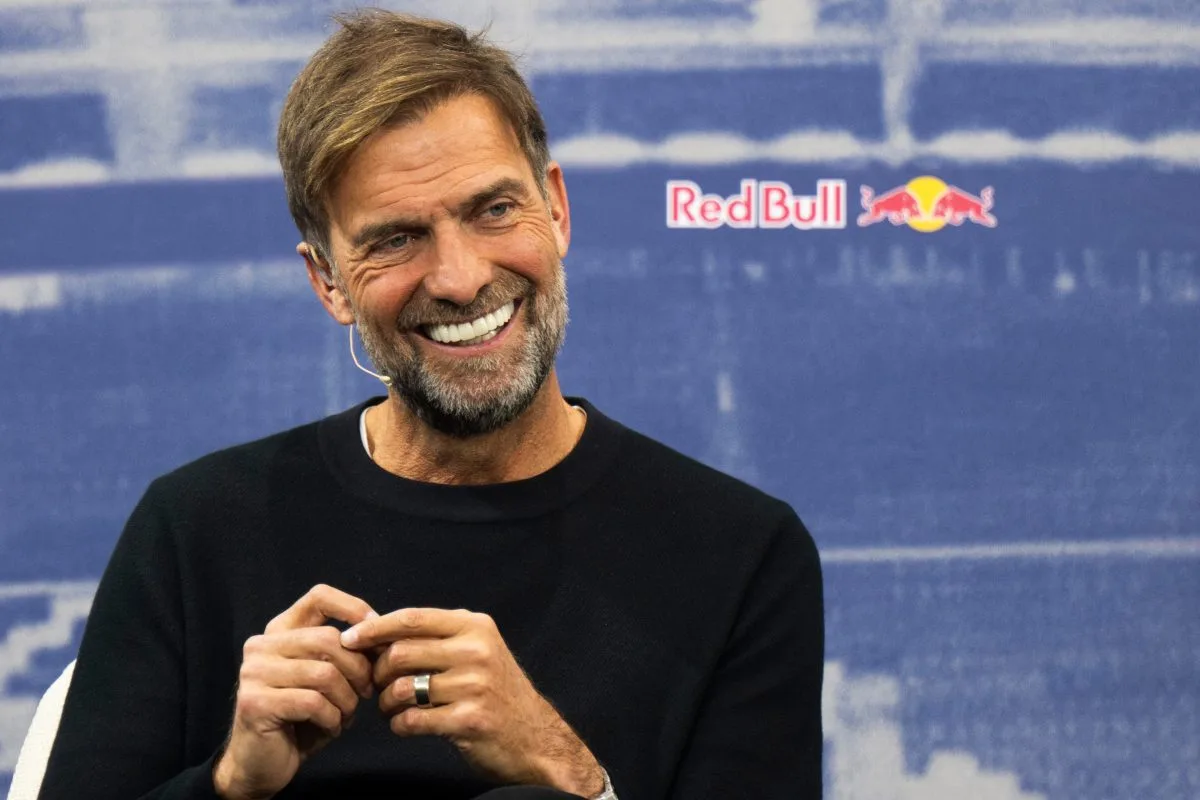 Jürgen Klopp pour assister à Paris FC vs Ajaccio dans le cadre des devoirs Red Bull