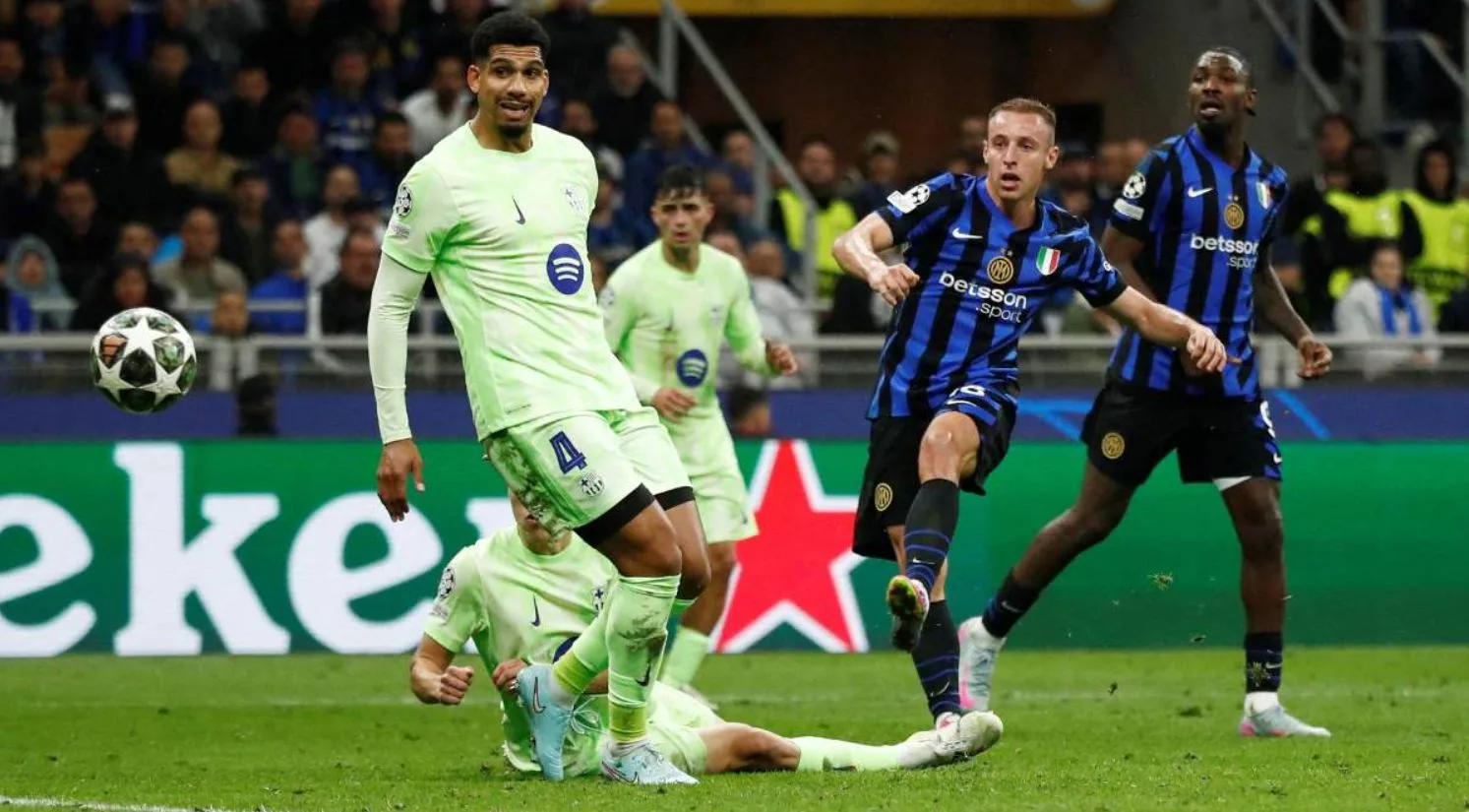 La star critiquée de Barcelone rompt le silence après la sortie de la Ligue des champions
