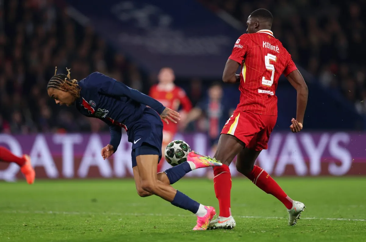 «  C’est un carton rouge et une pénalité  » – Les Luís Campos du PSG ont quitté le tacle impunis d’Ibrahima Konaté