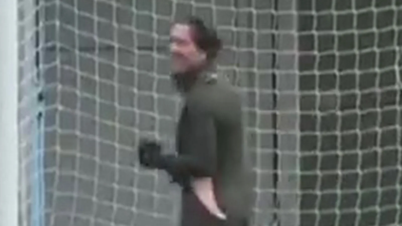 Quatre stars de Man City, dont Haaland et Grealish, « manquent des pénalités contre NO KEEPER » lors d’un entraînement bizarre en direct