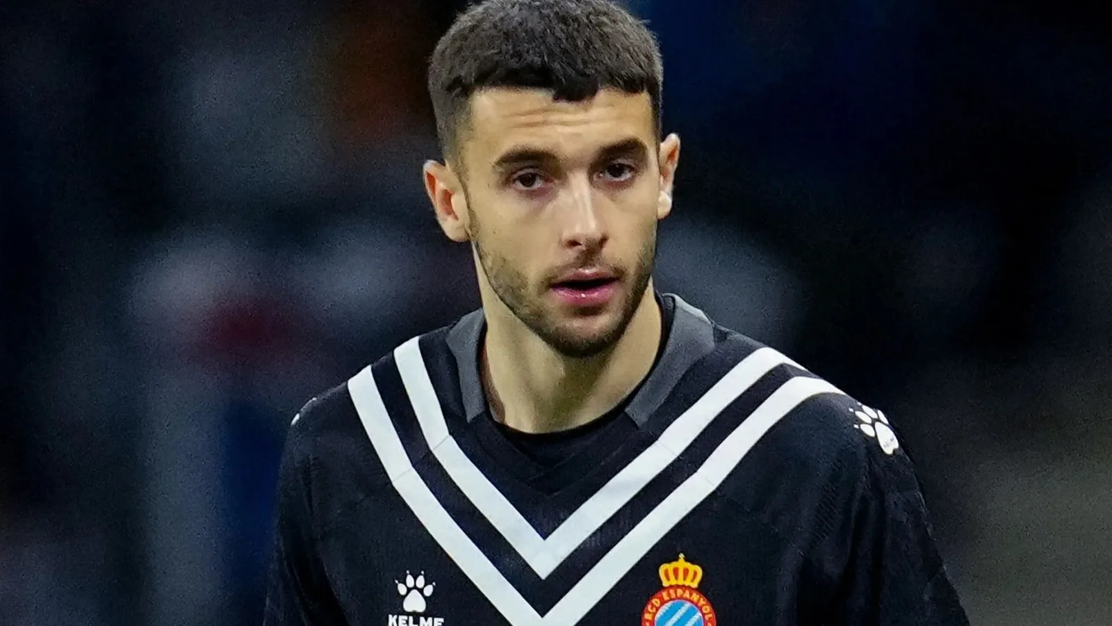 Man utd ‘Faire l’approche de transfert pour le gardien d’Espanyol Joan Garcia’ alors qu’ils cherchent à remplacer Andre Onana