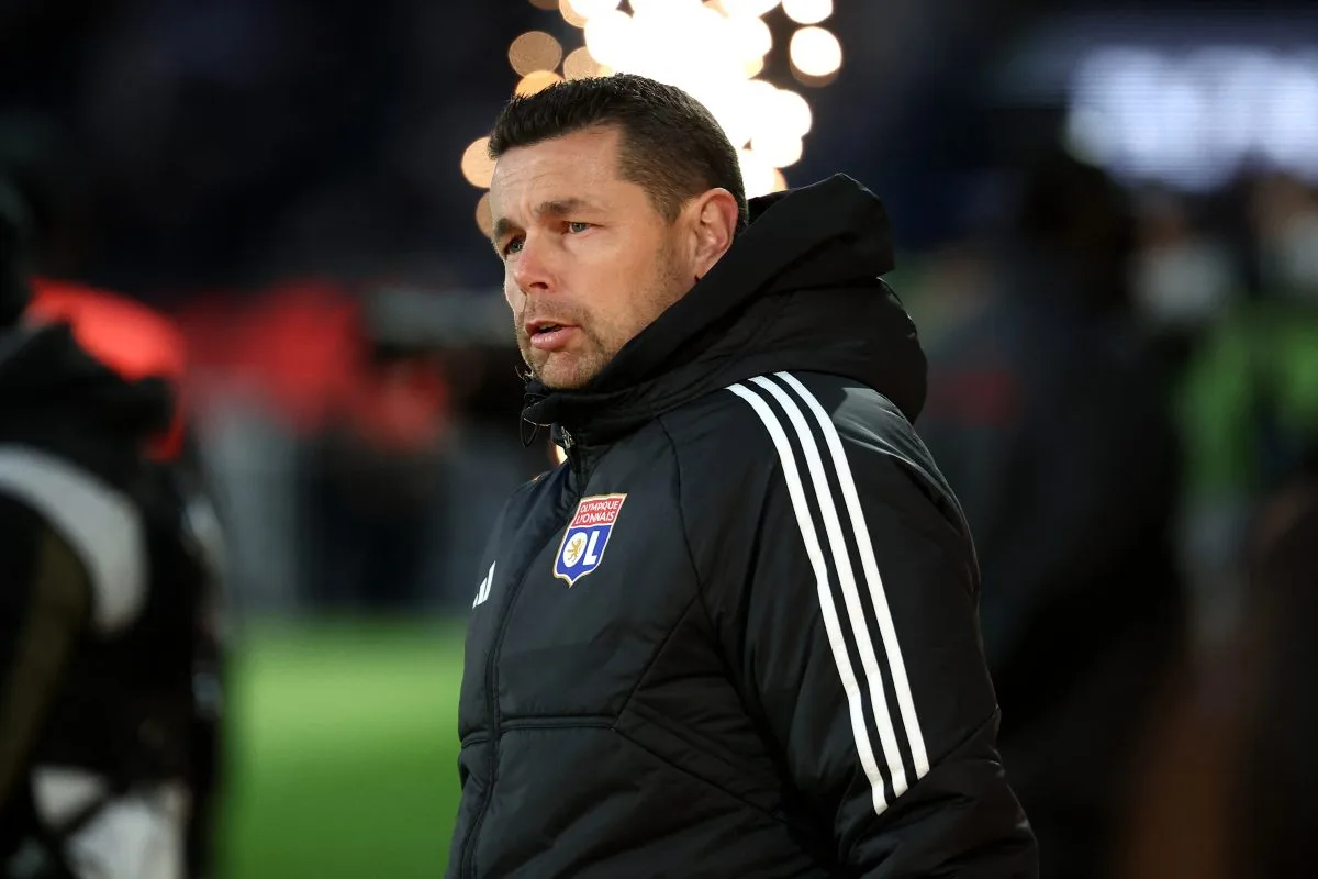 L’entraîneur lyonnais Pierre Sage : « Il a toujours fallu diminuer l’effectif. »