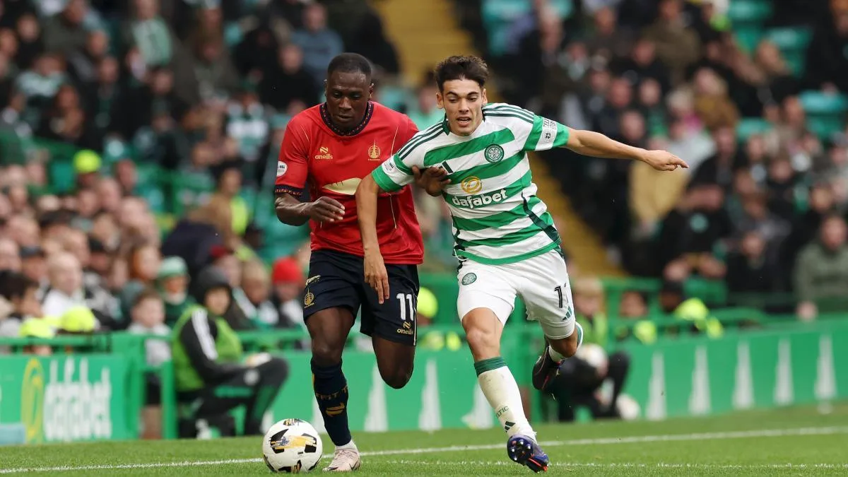 Barcelone surveille de près le développement du joueur de 20 ans au Celtic