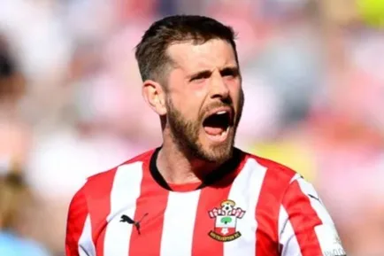 ‘Veuillez supprimer ceci’ – Southampton Envoyez un message à crinède à Derby après avoir passé les points de Premier League les plus bas