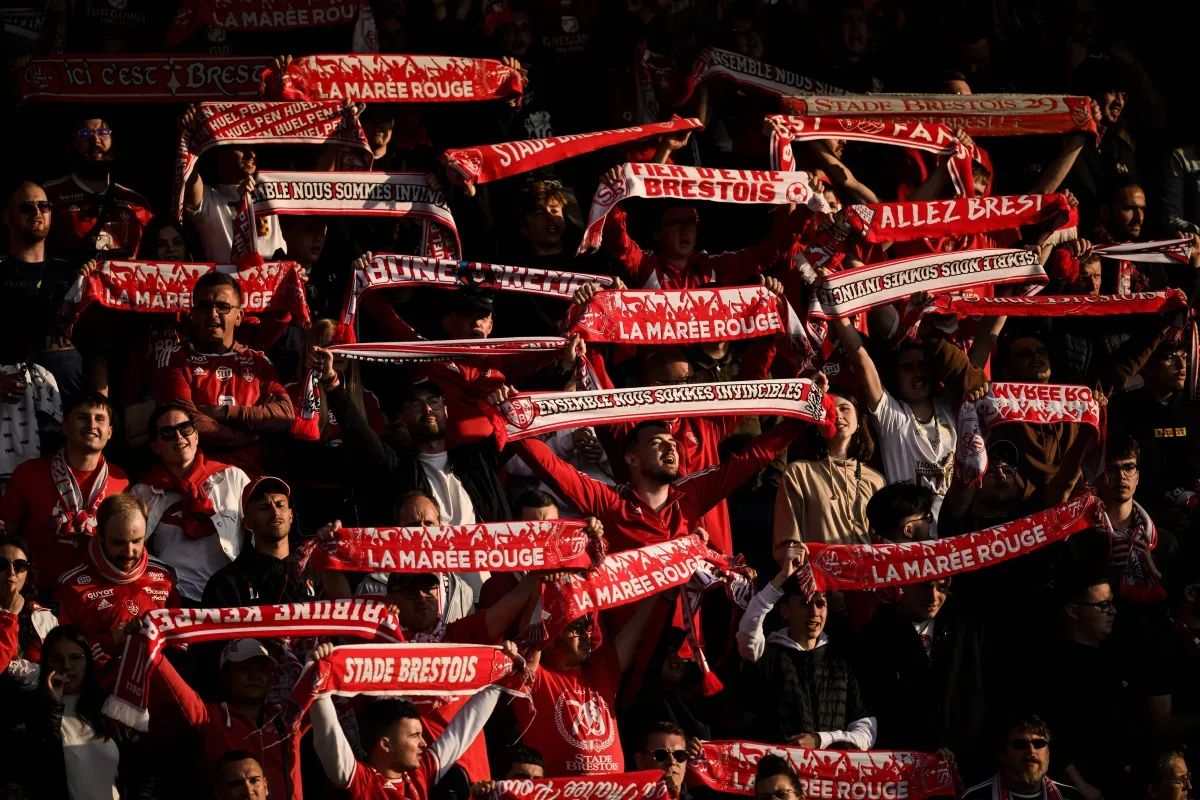 Joueurs et supporters brestois opposés au transfert de la Ligue des Champions