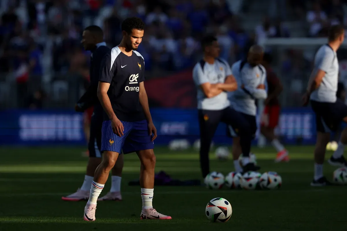 La France a prédit XI contre Israël : Warren Zaïre-Emery comme titulaire et N’Golo Kanté comme capitaine au milieu de changements importants