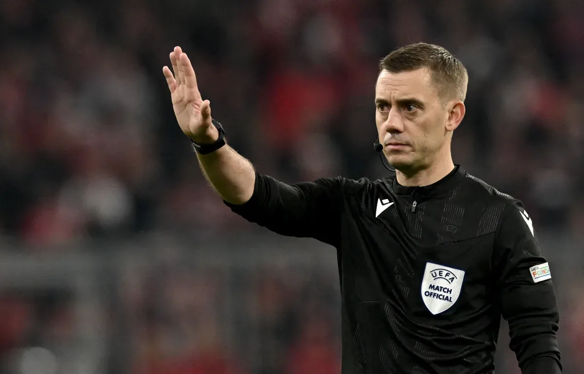 Clément Turpin à l’arbitre Classico de dimanche entre PSG et Marseille