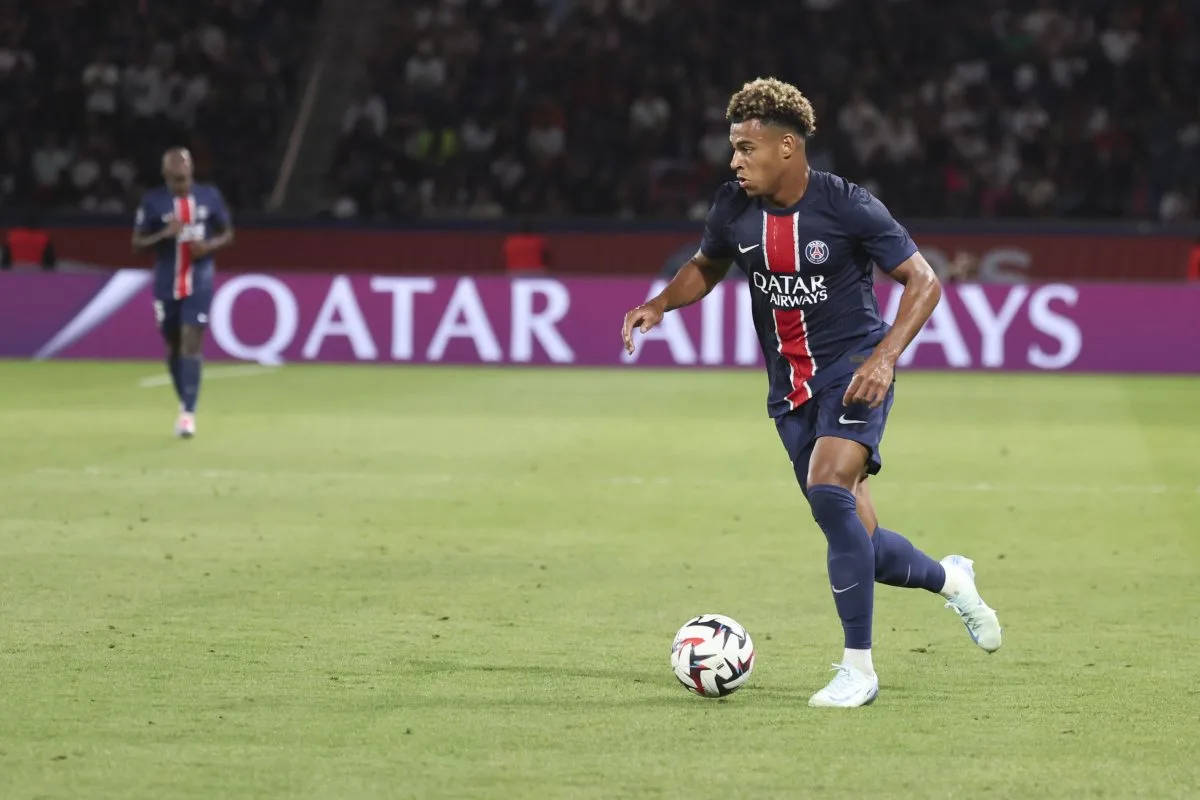 « Il se prenait pour Neymar » – Daniel Riolo critique la performance de Désiré Doué contre l’Espaly