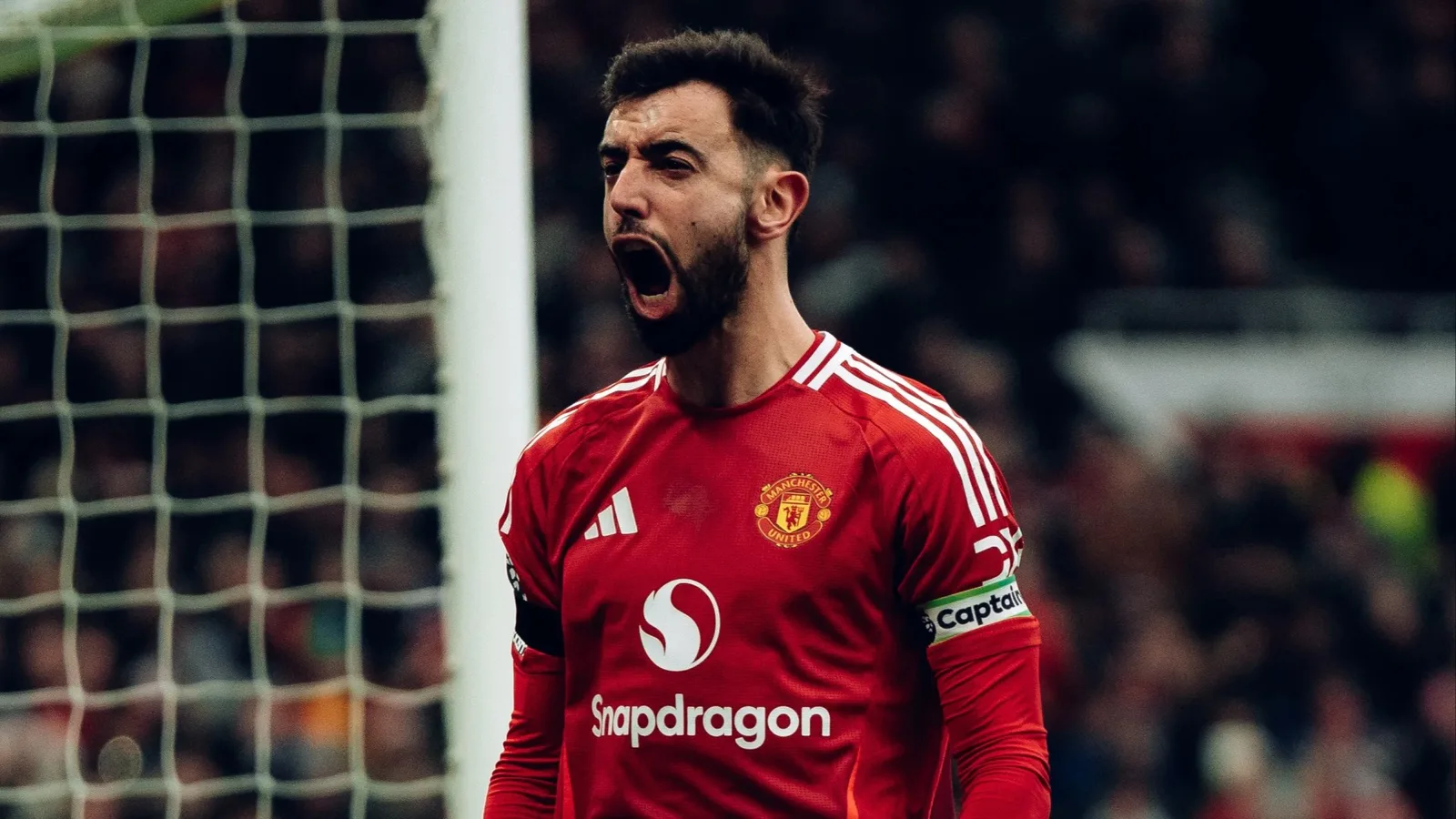 Man Utd 1-1 Brighton LIVE SCORE: Bruno Fernandes LE NIVEAU depuis le point de penalty après la frappe de Minteh – dernières mises à jour