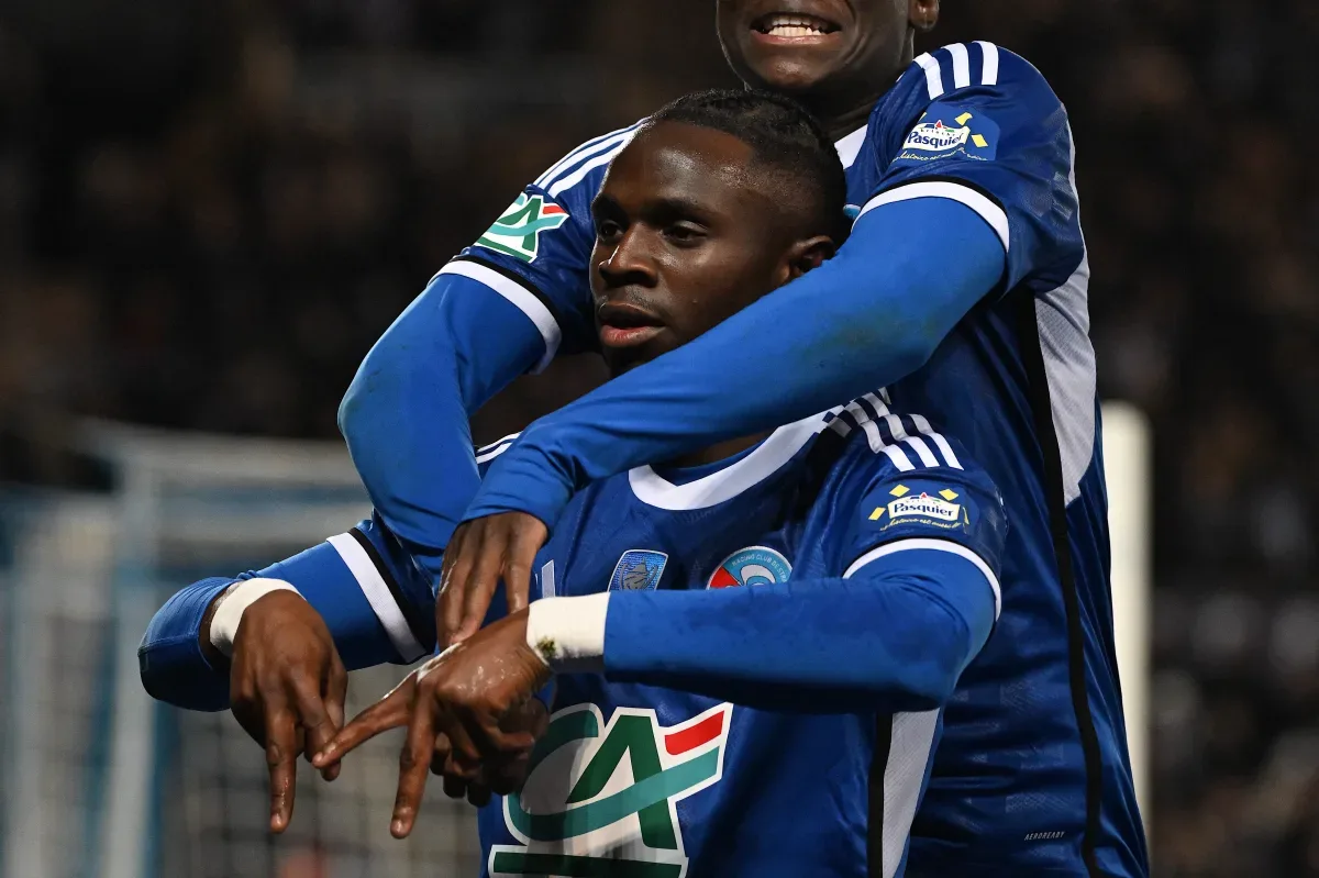 OFFICIEL | Le défenseur de Strasbourg, Marvin Senaya, rejoint Lausanne en prêt